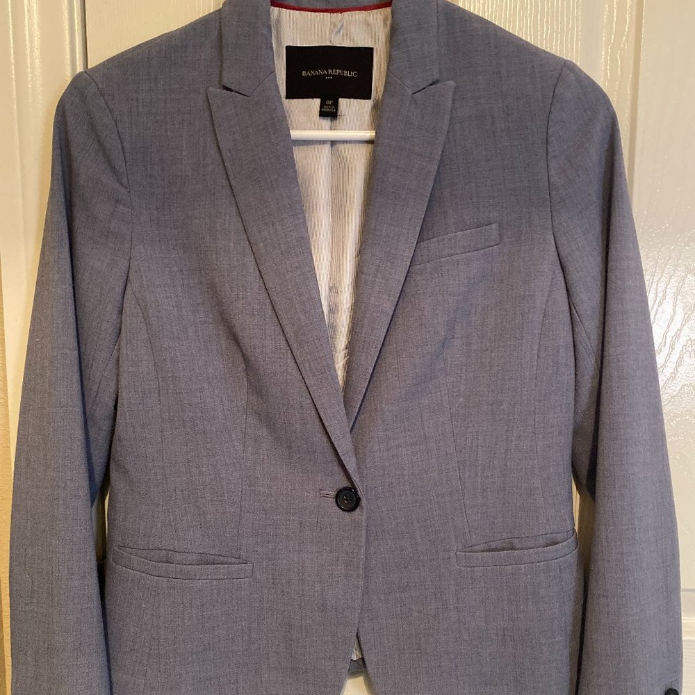 Banana Republic Pant Suit - Picture 2 of 3